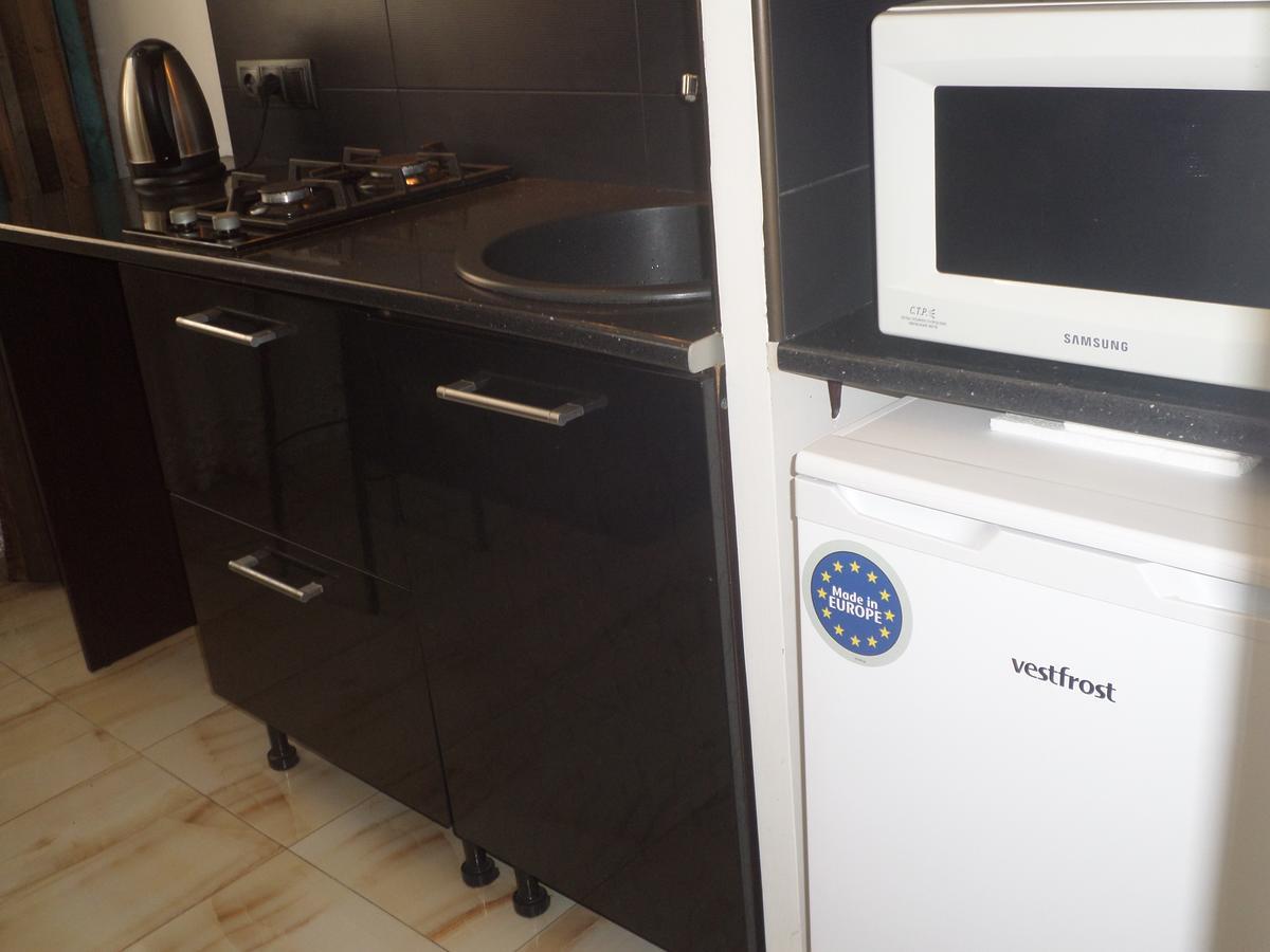 Apartment On Staroievreiska ลวีฟ ภายนอก รูปภาพ